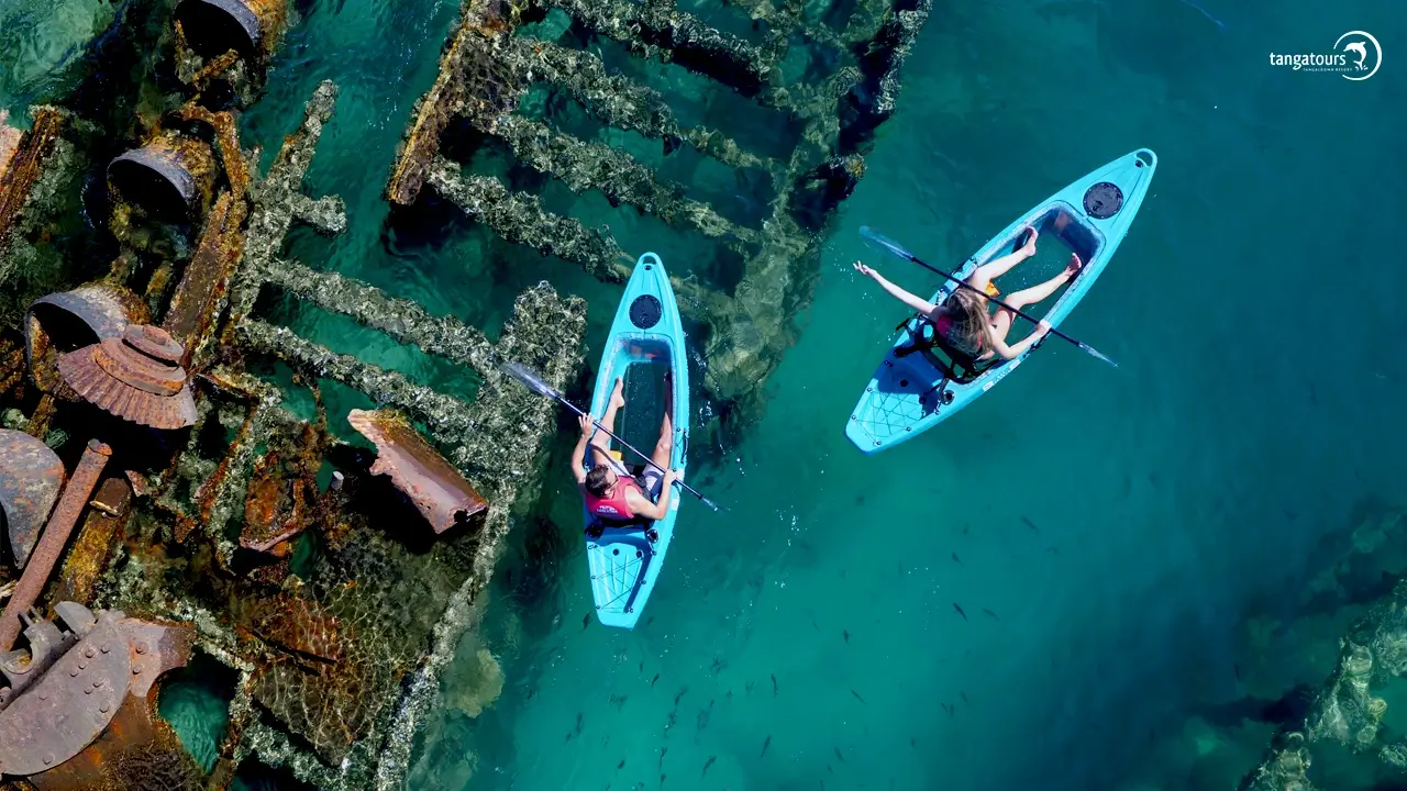 Clear Bottom Kayak Tour Moreton Island Tangatours