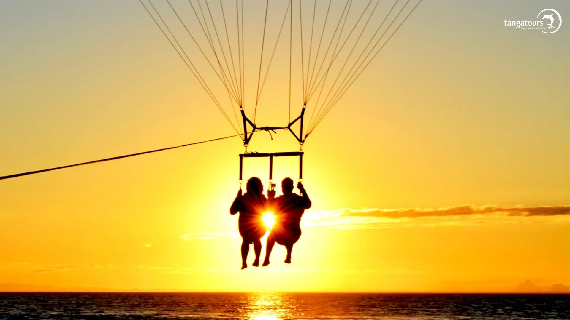 Tangatours Parasail Moreton Bay
